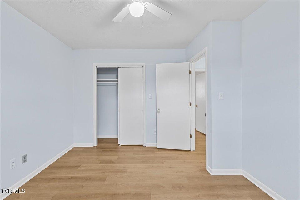 Photo #48: 1740 Bonham Road