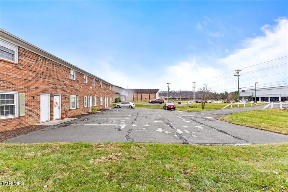 Photo #53: 1740 Bonham Road