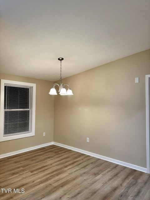 Photo #8: 1836 Anderson Street