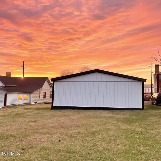 Photo #22: 1836 Anderson Street