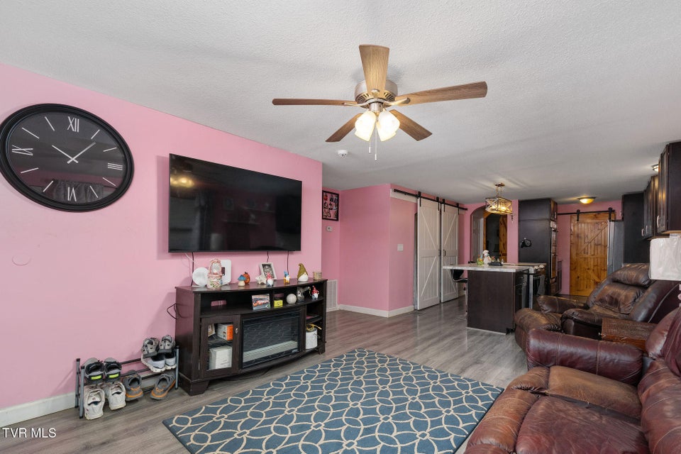 Photo #6: 1828 Avalon Street