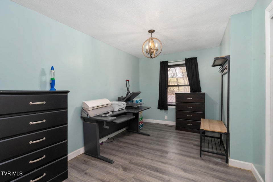 Photo #16: 1828 Avalon Street