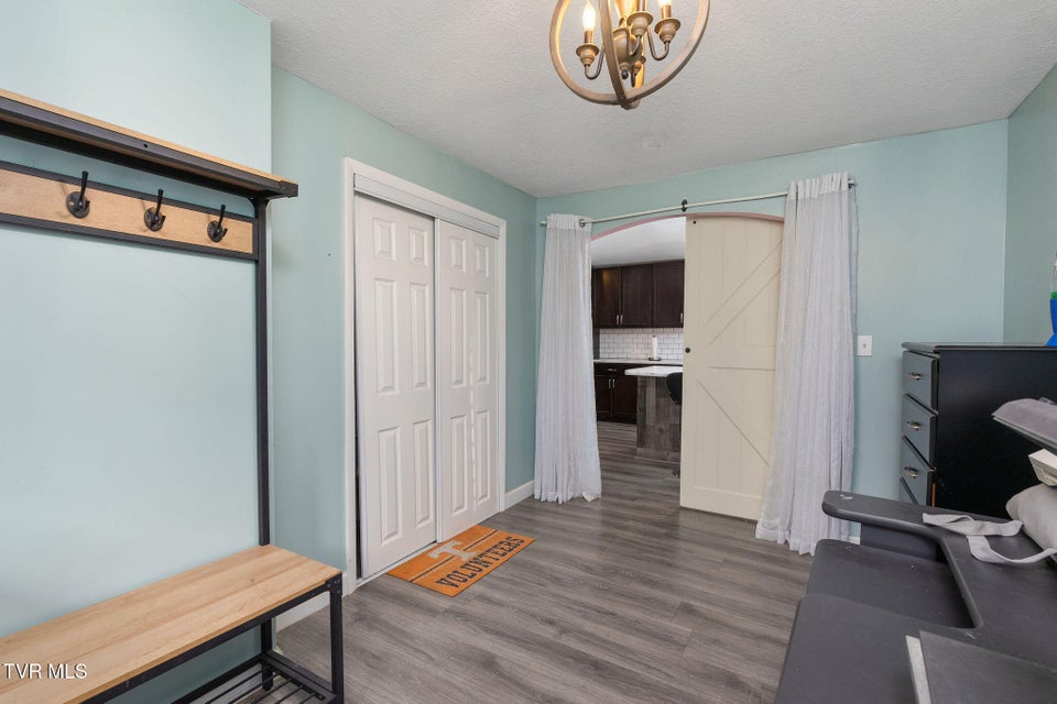 Photo #17: 1828 Avalon Street