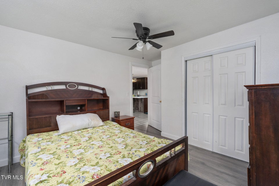 Photo #19: 1828 Avalon Street