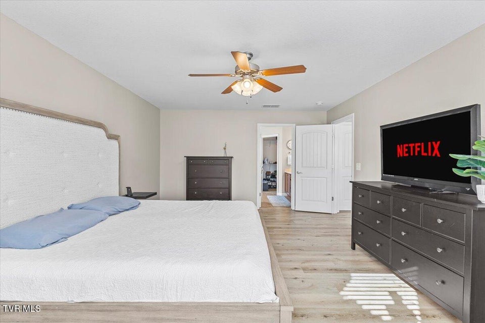 Photo #17: 2919 Royal Mile Divide