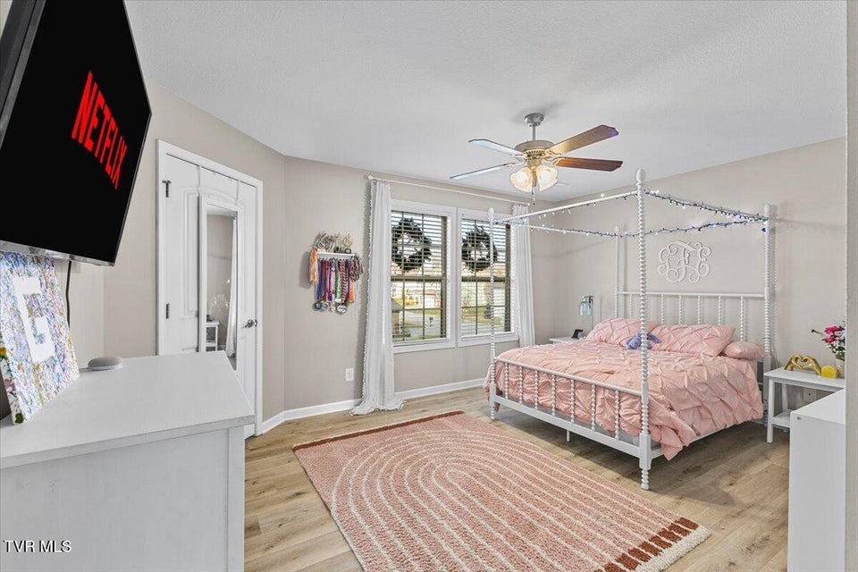 Photo #27: 2919 Royal Mile Divide