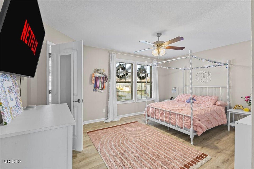 Photo #28: 2919 Royal Mile Divide