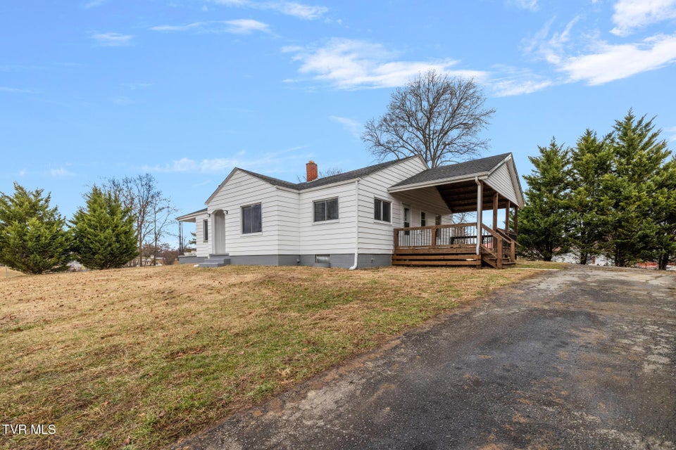 Photo #3: 144 Allison Road