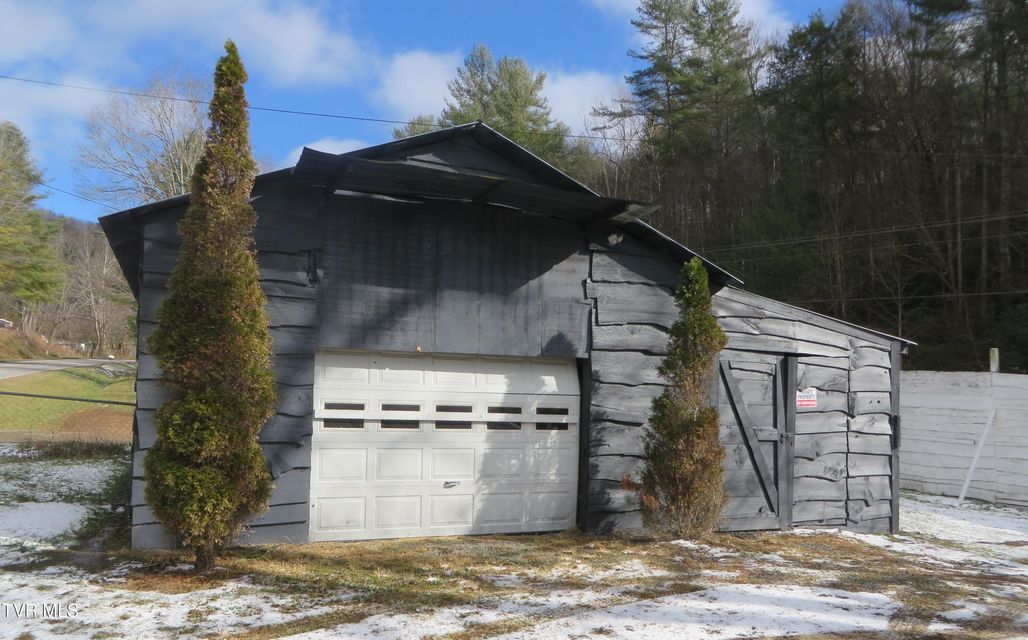 Photo #4: 492 Forge Creek Road