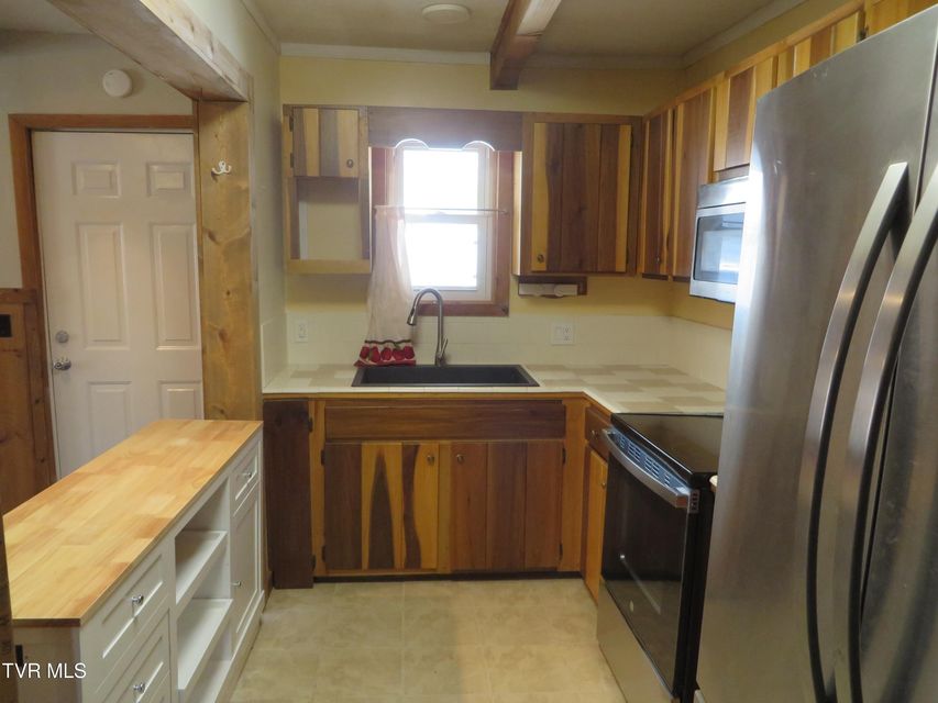 Photo #29: 492 Forge Creek Road