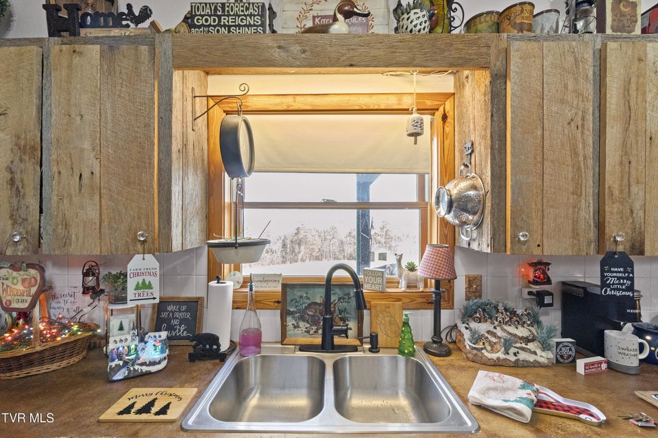 Photo #31: 1345 Midway Road