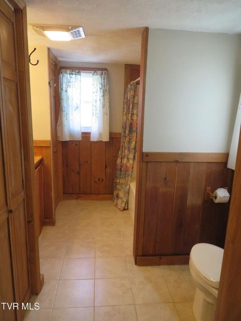 Photo #34: 492 Forge Creek Road