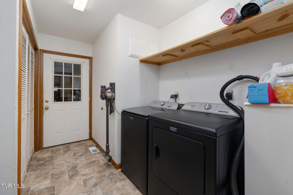 Photo #21: 1385 Wilhoit Road