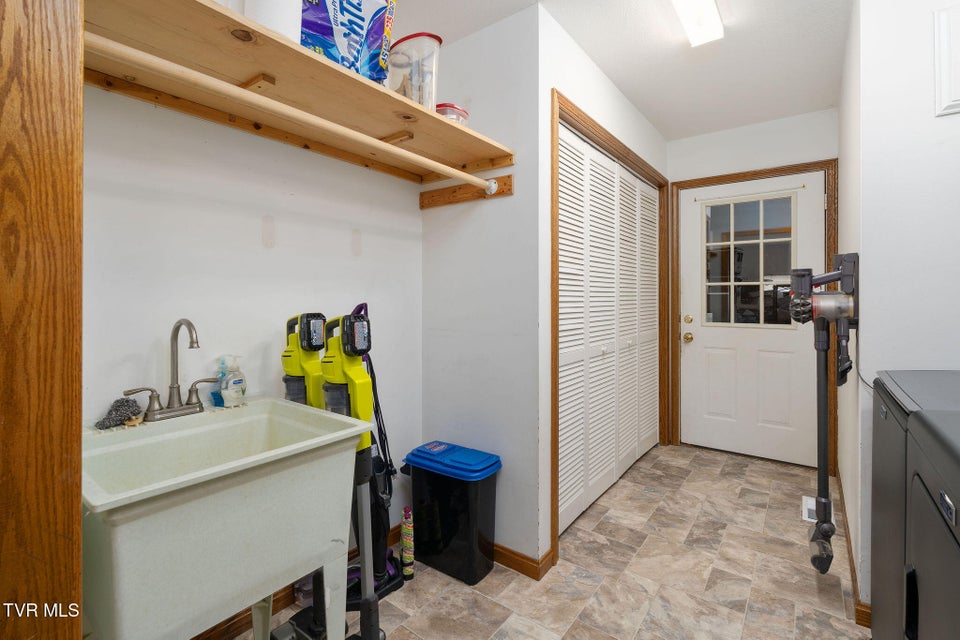 Photo #22: 1385 Wilhoit Road