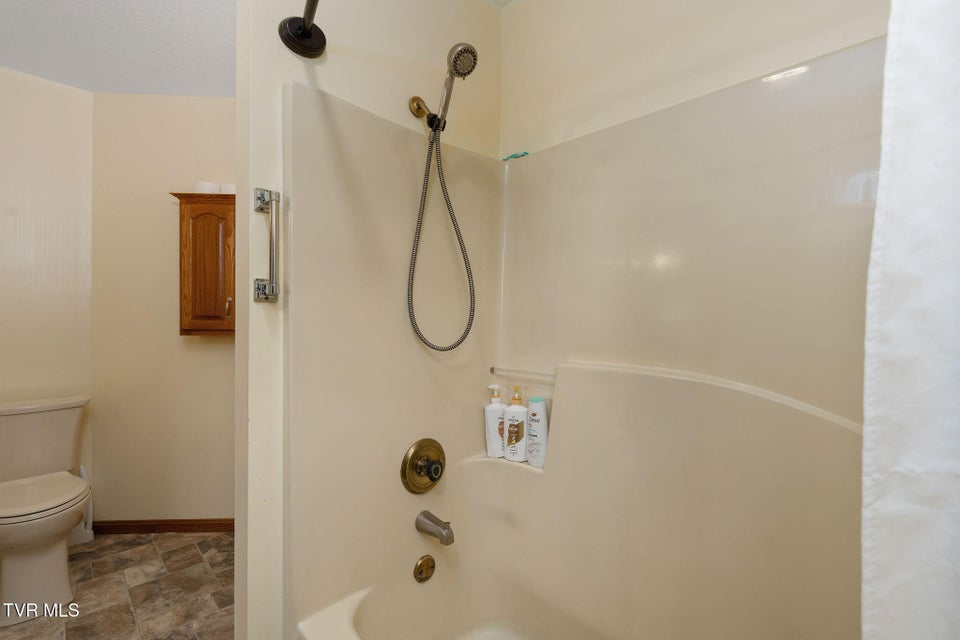 Photo #34: 1385 Wilhoit Road