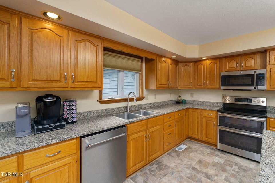 Photo #16: 1385 Wilhoit Road