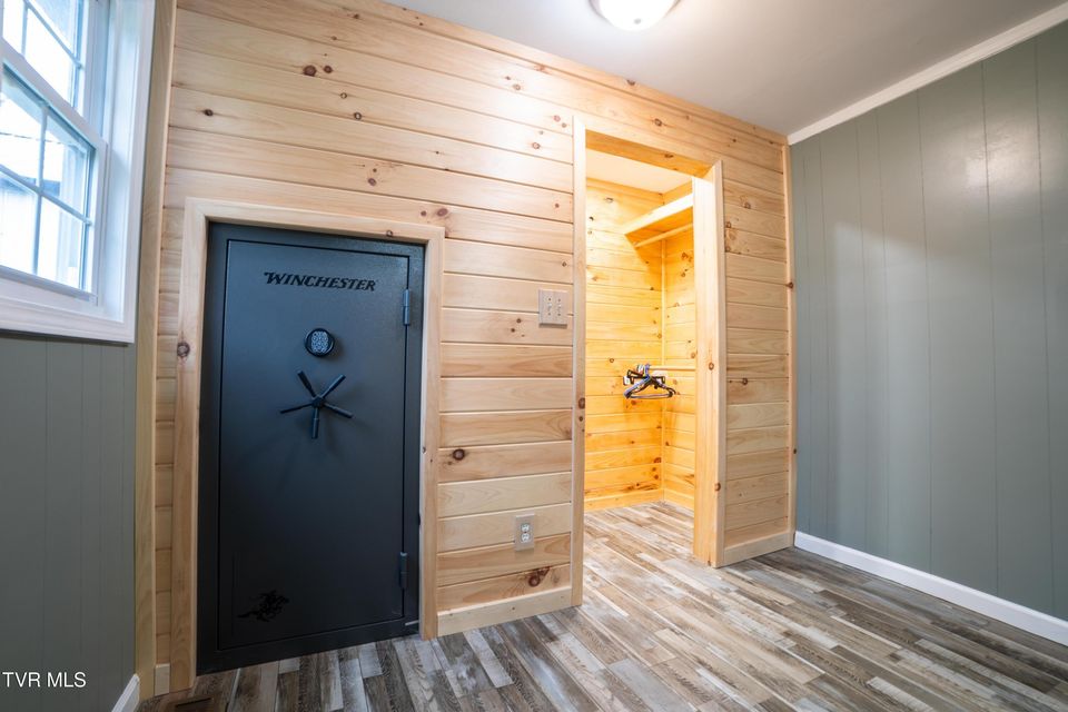 Photo #18: 681 Princeton Road