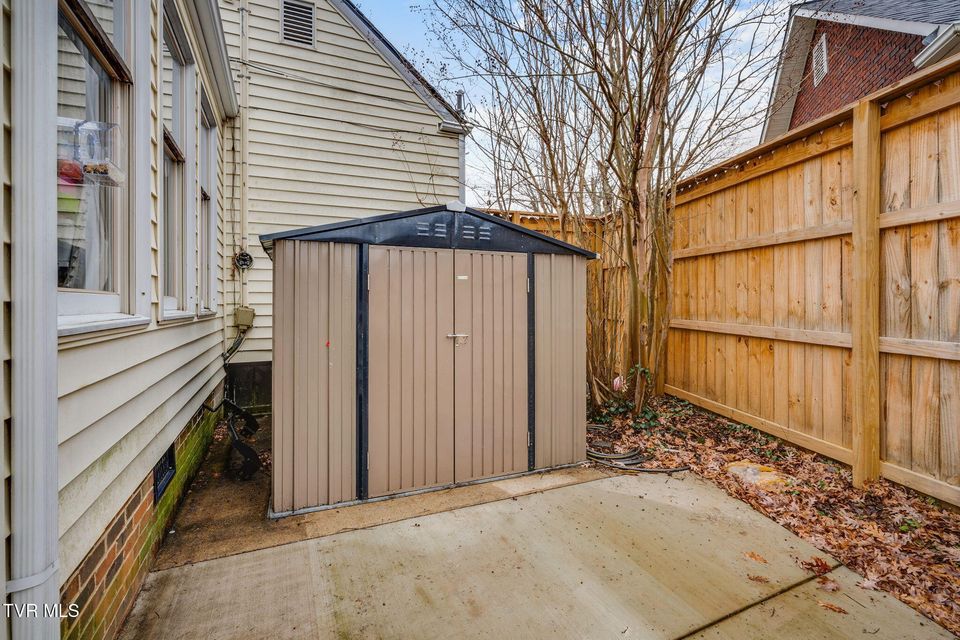 Photo #34: 235 F Street