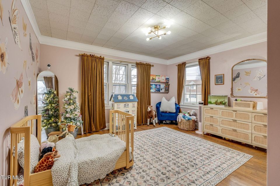 Photo #19: 235 F Street