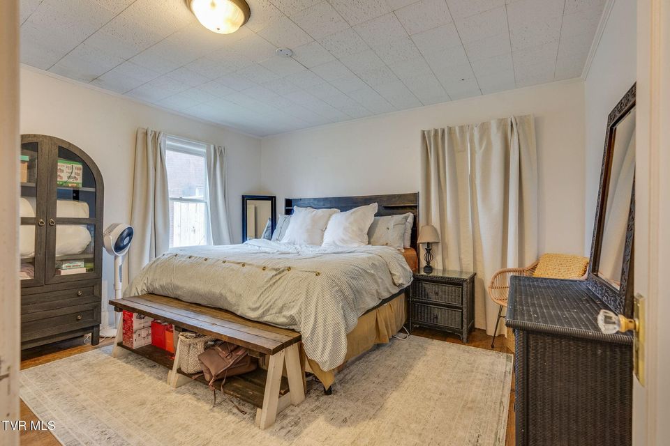 Photo #16: 235 F Street