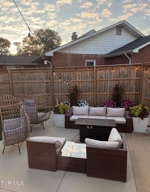 Photo #33: 235 F Street