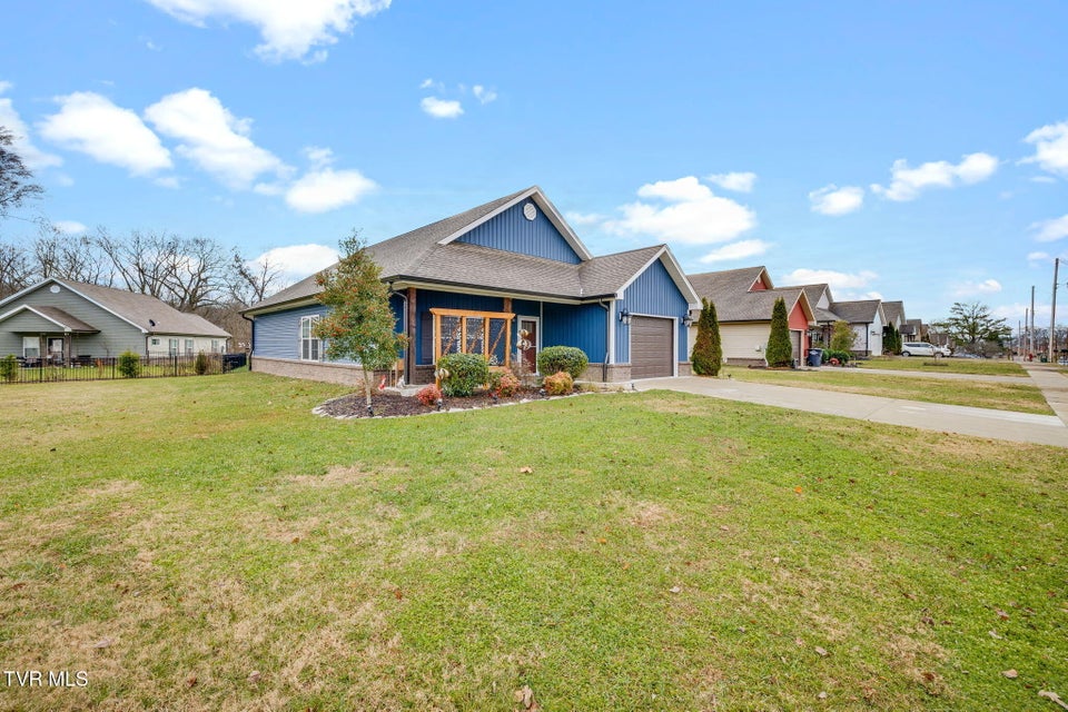 Photo #2: 1681 Virginia Avenue