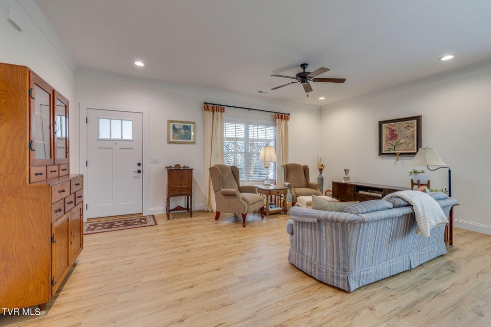 Photo #6: 1681 Virginia Avenue