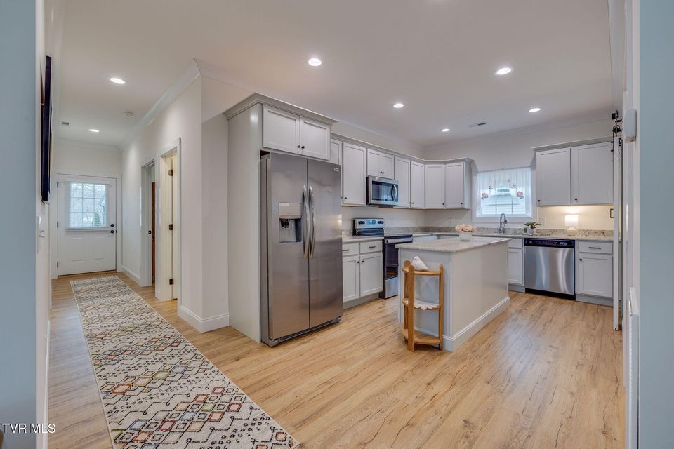 Photo #10: 1681 Virginia Avenue