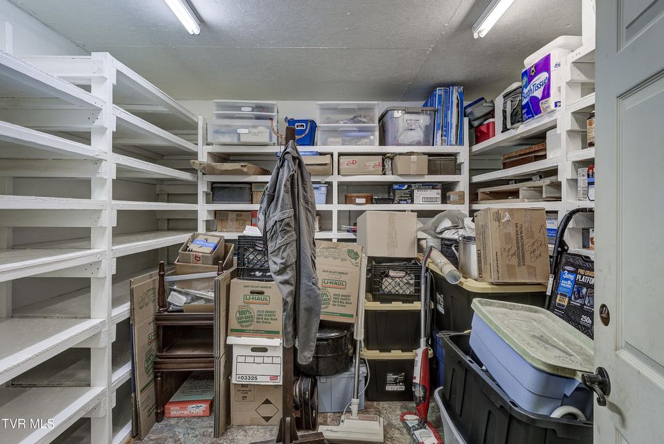 Photo #57: 185 Deer Tracks Circle