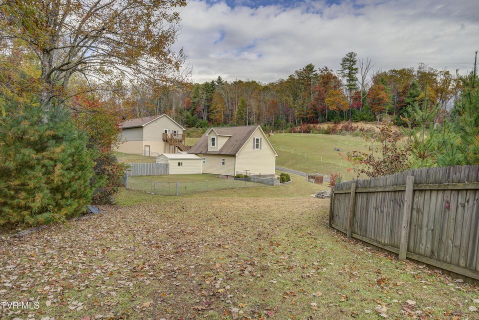 Photo #7: 185 Deer Tracks Circle