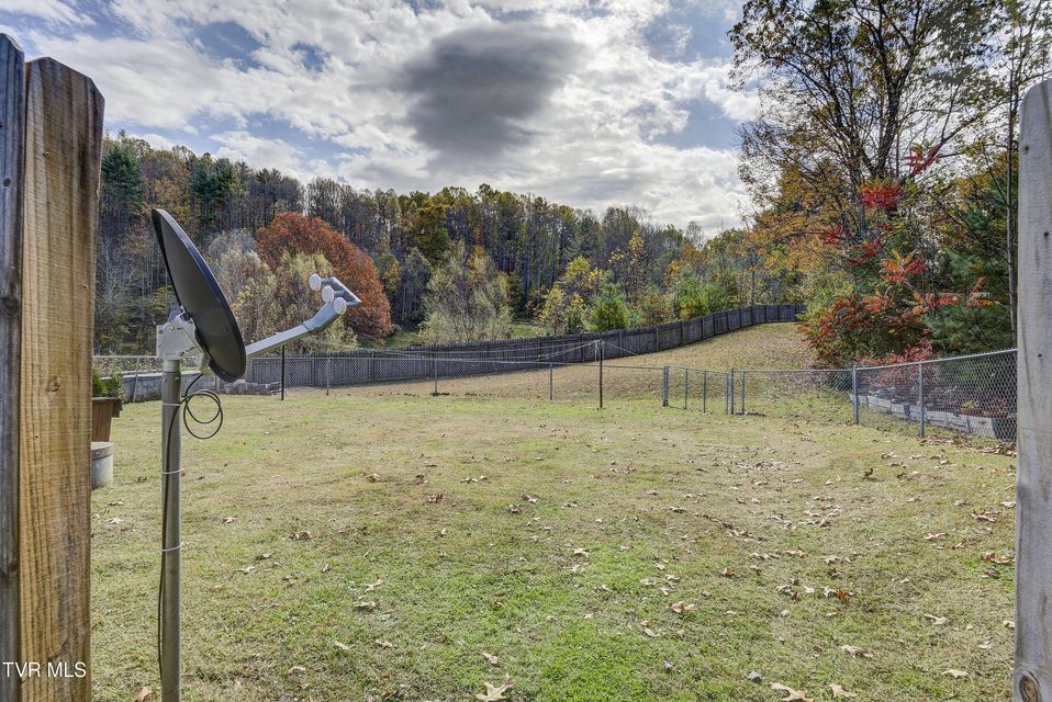 Photo #72: 185 Deer Tracks Circle
