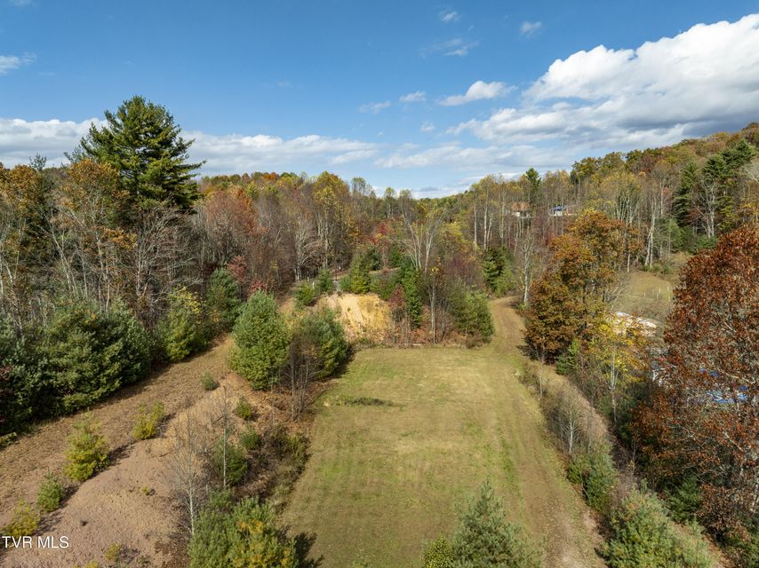 Photo #100: 185 Deer Tracks Circle
