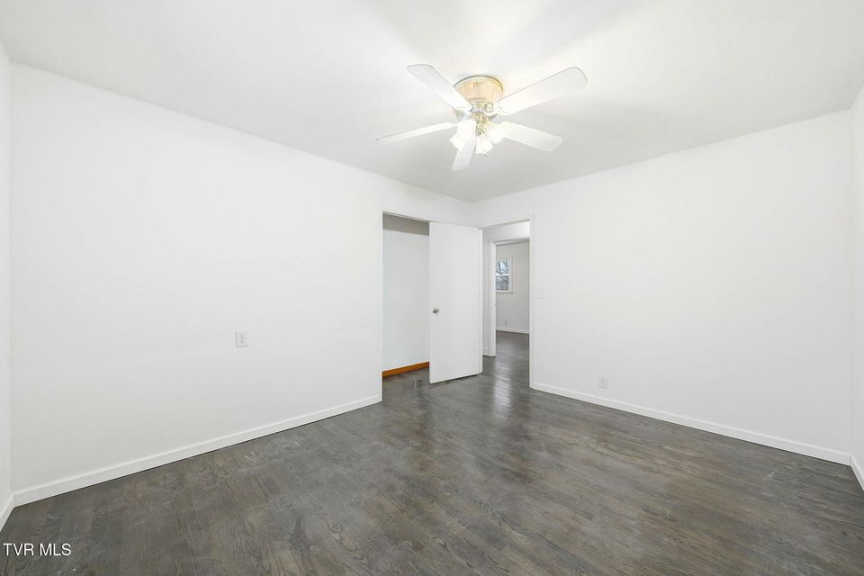 Photo #17: 223 Poplar Hill Drive