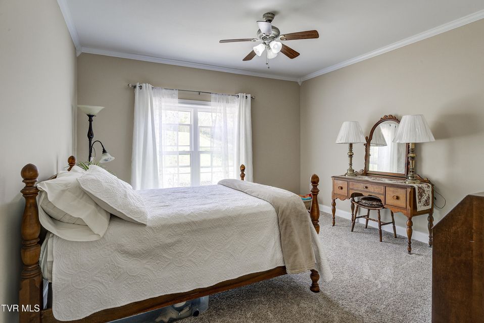 Photo #23: 185 Deer Tracks Circle