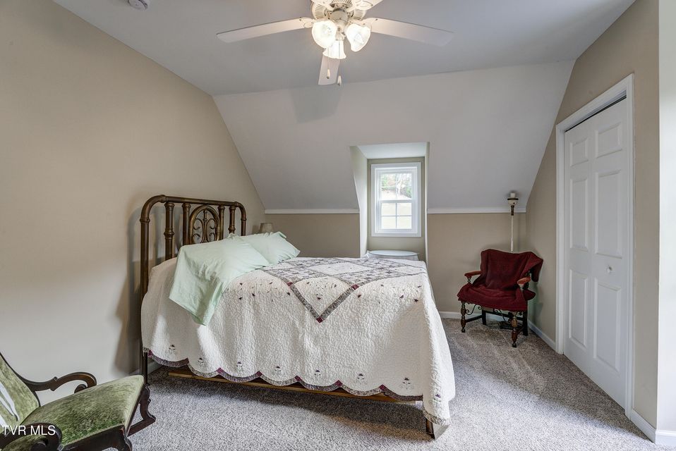 Photo #24: 185 Deer Tracks Circle