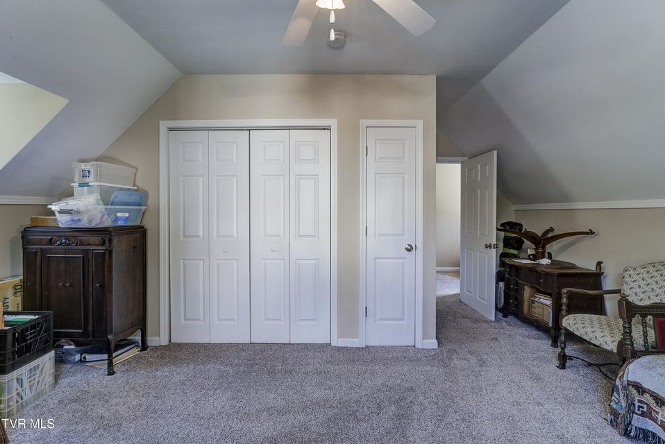 Photo #34: 185 Deer Tracks Circle