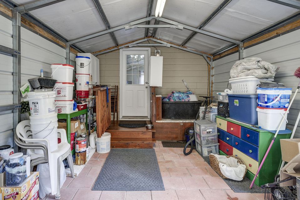 Photo #36: 185 Deer Tracks Circle