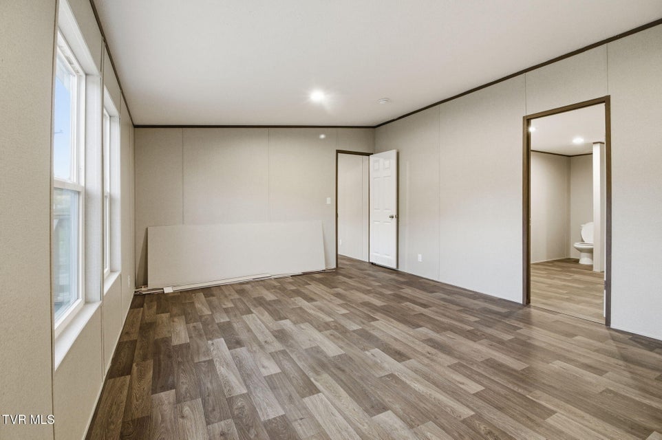 Photo #15: 185 Union Road