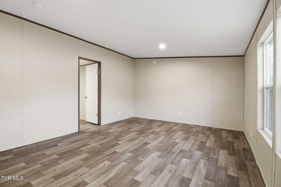 Photo #27: 185 Union Road