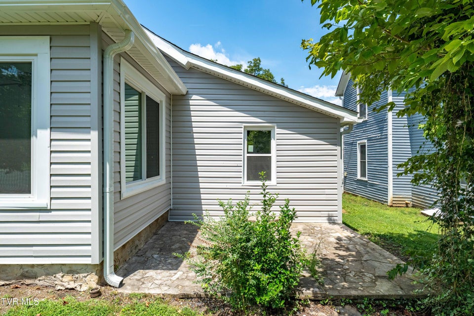 Photo #10: 1007 Spring Street