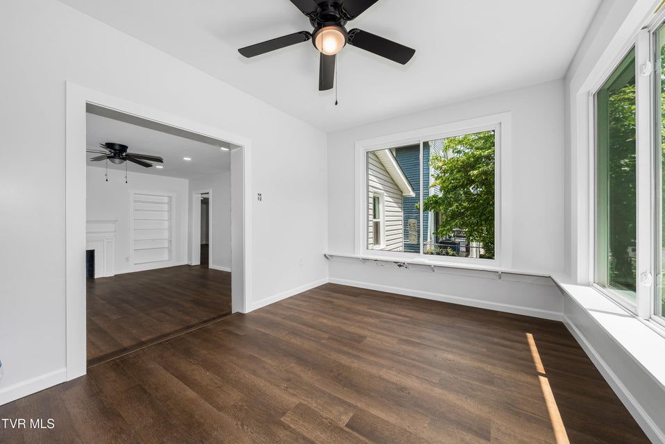 Photo #24: 1007 Spring Street