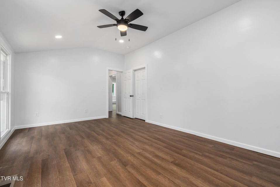 Photo #29: 1007 Spring Street