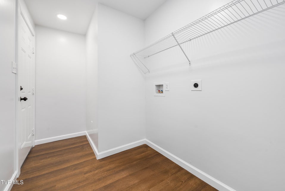 Photo #40: 1007 Spring Street