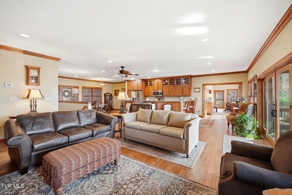 Photo #28: 1804 Cherokee Drive