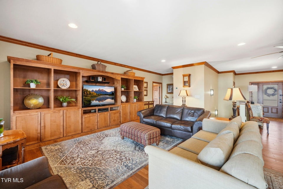 Photo #29: 1804 Cherokee Drive