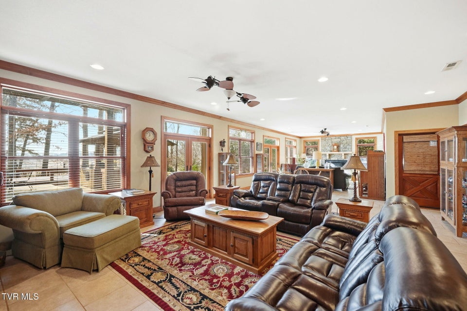 Photo #31: 1804 Cherokee Drive