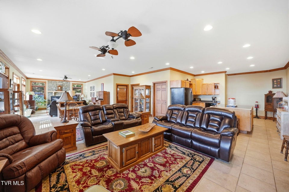 Photo #32: 1804 Cherokee Drive