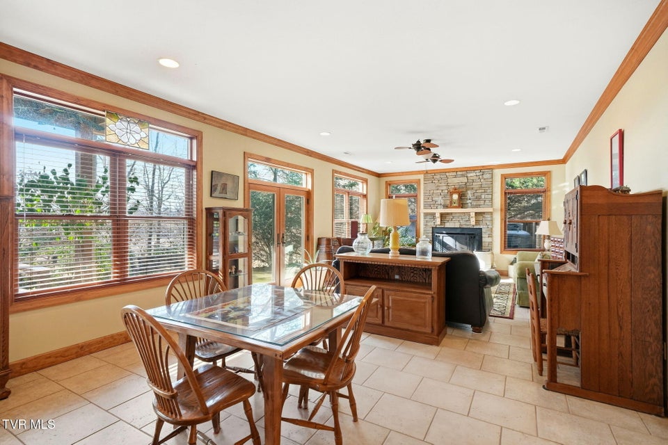 Photo #33: 1804 Cherokee Drive