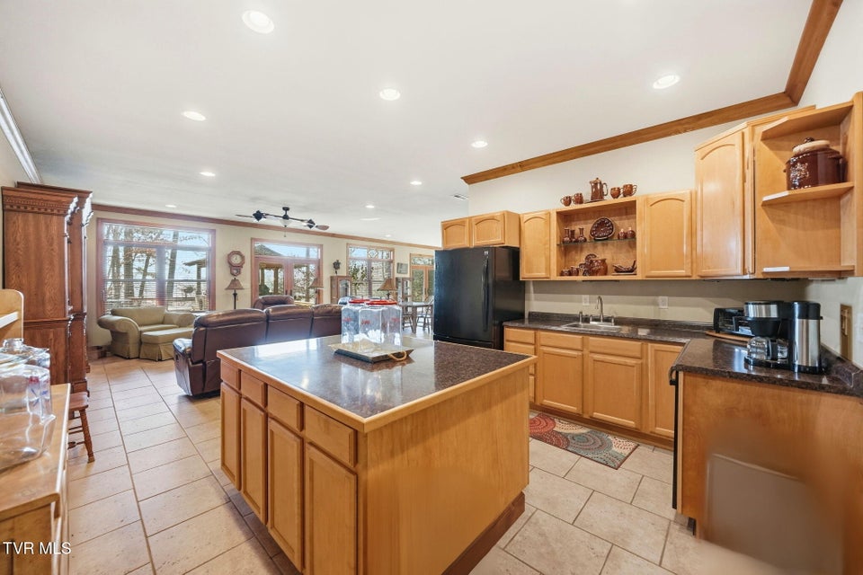 Photo #39: 1804 Cherokee Drive