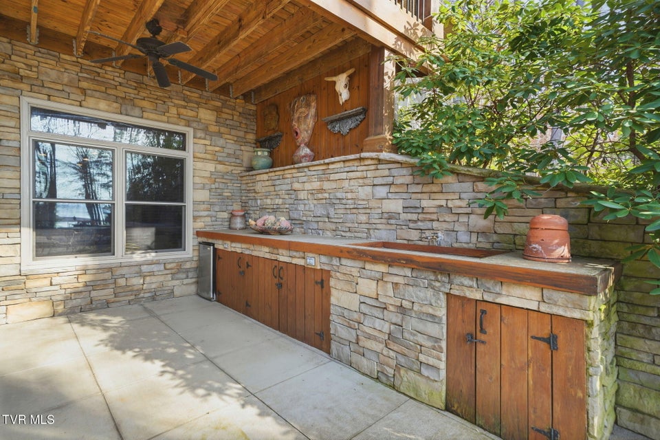 Photo #74: 1804 Cherokee Drive